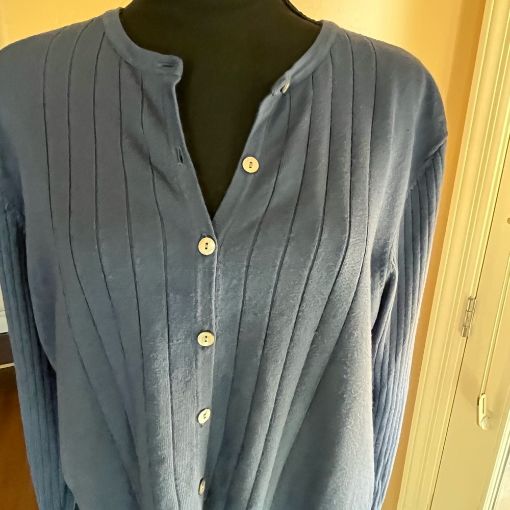 Karen Scott blue lightweight cardigan with buttons. XXL